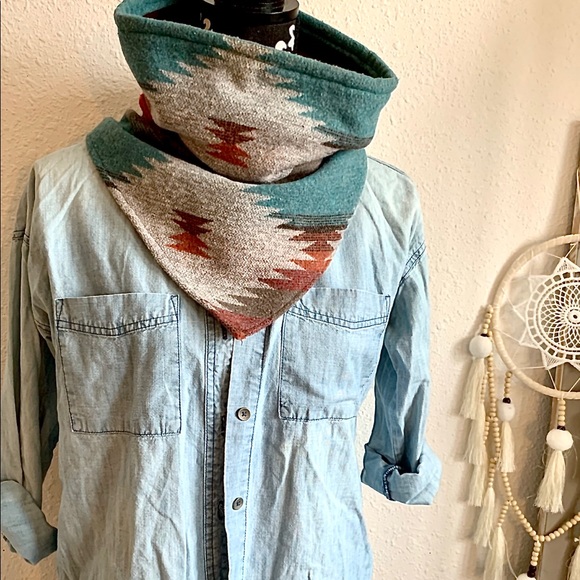Sundance Accessories - 🧡 Sundance Navajo Cowl Neck Warmer